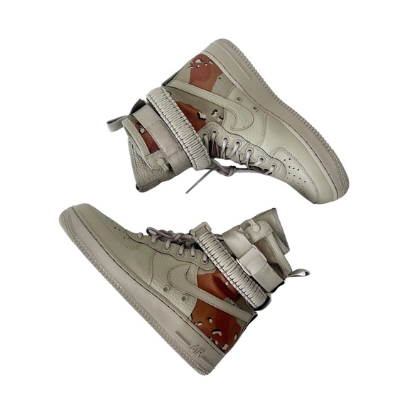 Nike Men’s SF Air Force 1 sneakers - Picture 2 of 7